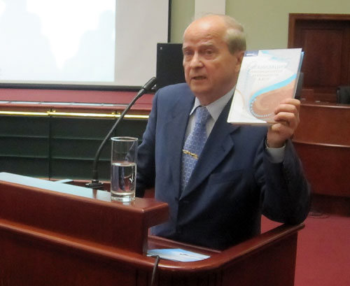 conference-2009-09-28-18.jpg conference-2009-09-28-18.jpg