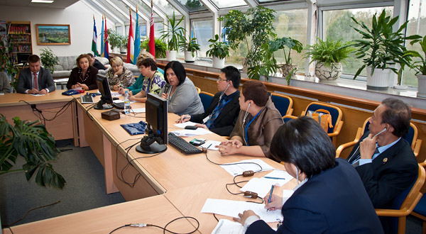 conference-2012-09-030.jpg
