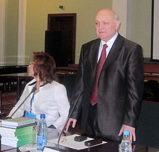 conference-2009-09-28-10.jpg conference-2009-09-28-10.jpg