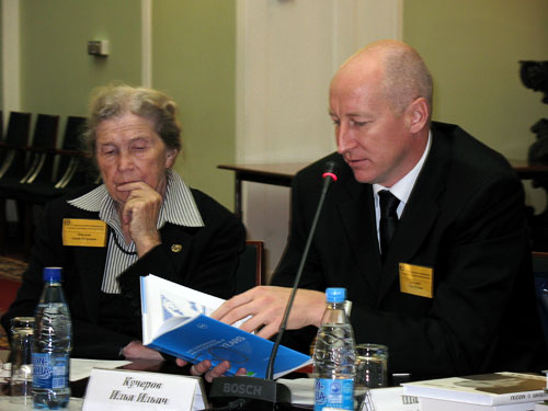 conference-2009-09-29-21.jpg conference-2009-09-29-21.jpg